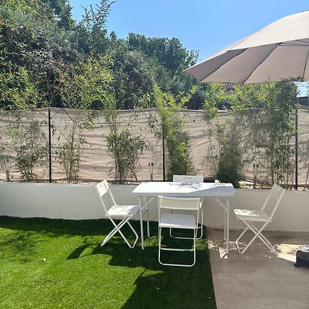 Maison, Jardin, Piscine Parking Pres D'Aix Centre ヴネル エクステリア 写真